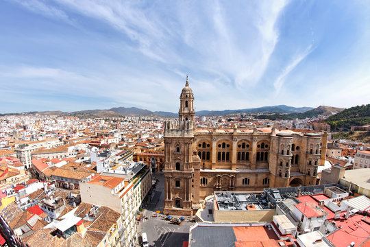 Blick auf Malaga mit Kathedrale, Spanien
