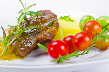 gegrilltes Nackenkotelett mit Kräuter