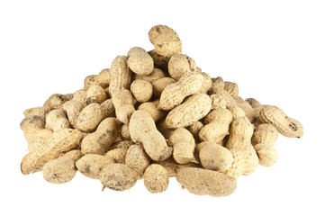 großer freigestellter Erdnusshaufen