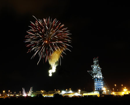 fuegos artificiales en las fiestas de sagunto