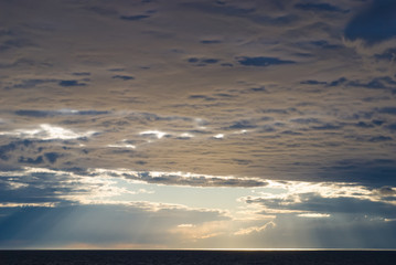 Fototapeta premium Clouds over water