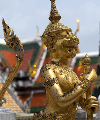 The golden monkey at wat Thai