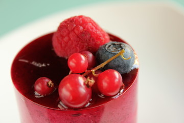 カシスのケーキ