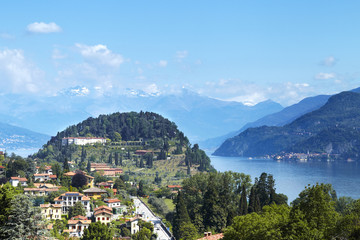 Fototapeta na wymiar vista Air Bellagio od jeziora Como we Włoszech