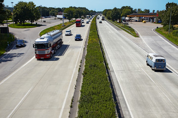 Autobahn Verkehr