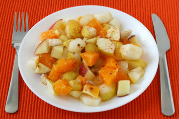 Fruit salad with cinnamon