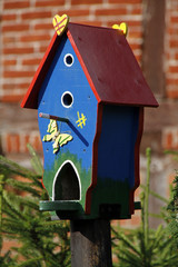 Buntes Vogelhaus