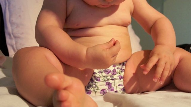 piedi gambe piedini neonato bambina