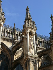 Fototapeta na wymiar Katedra w Reims