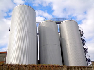 Tower silos