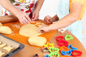Baking cookies