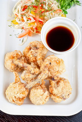 Fried chicken wings