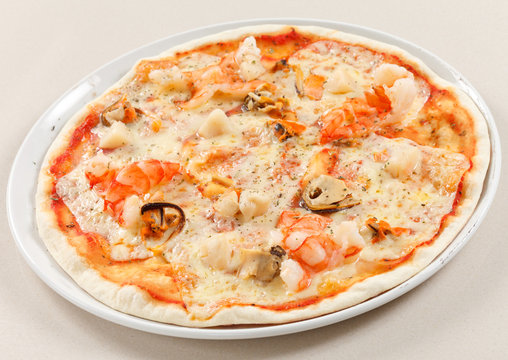 seafood pizza