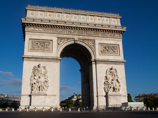 Fototapeta na wymiar Paryż, Arc de Triomphe de l'Etoile