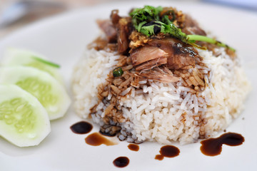 Roasted Sliced Duck With Rice