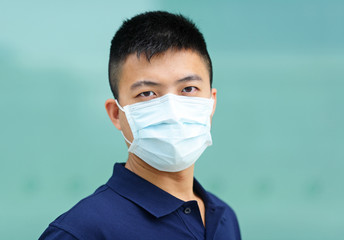 man wear face mask