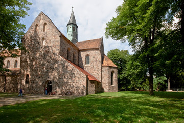 Fototapeta na wymiar Kloster Zinna Kirche