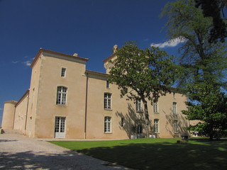 Fototapeta na wymiar Château Lafaurie-Peyraguey Sauternes Kraj, Akwitania