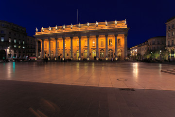 Fototapeta premium Night view of Grand Theater Bordeaux