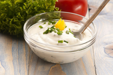 Delicious cream cheese with chives and vegetables