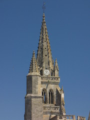 Fototapeta na wymiar Kolegiata Notre Dame D'Uzeste; Guyenne Akwitania Gironde