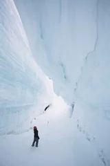 Papier Peint photo Lavable Cercle polaire Inside the ice - glacier crevasse