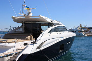 Fototapeta premium yacht mooring in marina