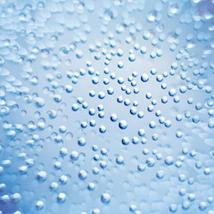 Moving air bubbles in transparent liquid