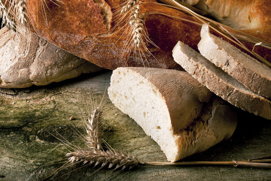 variet&agrave; di pane con spighe 4