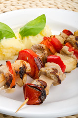 Meat and vegetables skewers