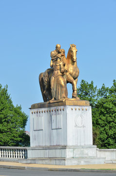 Statue on Memorial Bridge - Washington DC USA