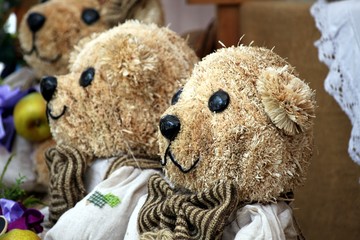 Süße Teddybären auf Kunsthandwerkermarkt