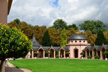 Fototapeta na wymiar Meczet w Schwetzingen Castle Garden