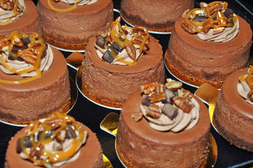 Chocolate mousse cakes