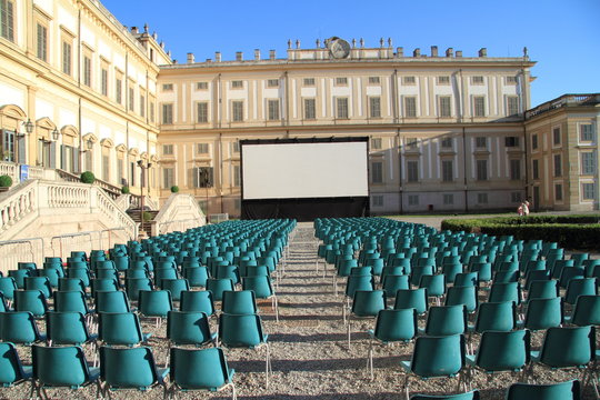 Spettacoli in Villa,Monza