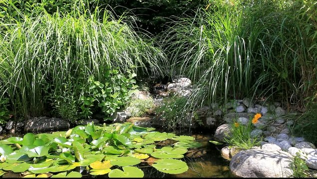 source d&eacute;corative de jardin aquatique zen