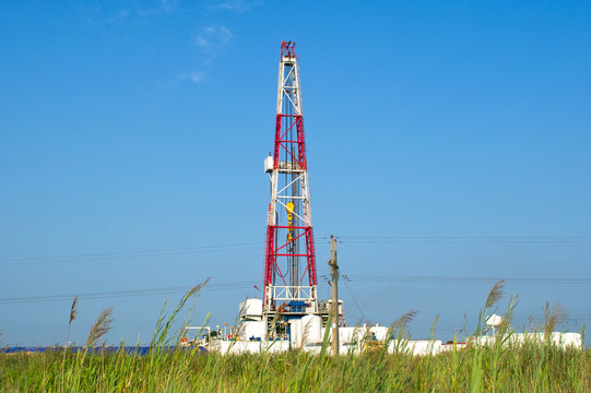 A land drilling rig.