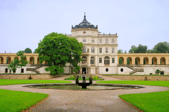Ploskovice Schloss - Ploskovice palace 01