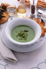 Sopa de esparragos