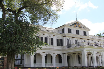 Fototapeta na wymiar Surinam - Paramaribo - Pałac Prezydencki