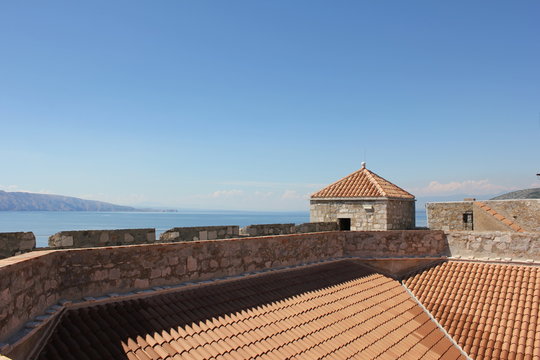 Auf der Festung Nehaj vor der Adria