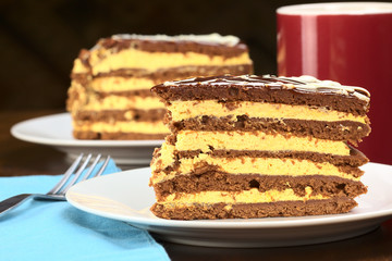 Peruvian lucuma cake with a chocolate dough