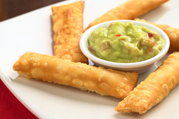 Latin-American appetizers, Tequenos with Guacamole
