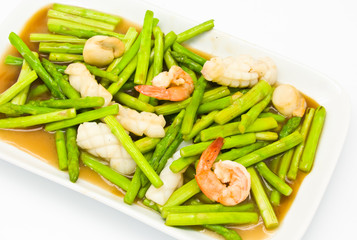 Fried asparagus with shrimp