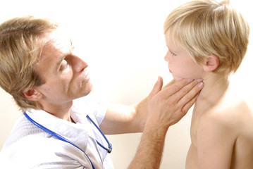 enfant consultation médecin