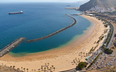 Панорама на пляж Тереситас, Тенерифе.