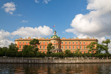 Инженерный замок. Река Фонтанка. Санкт-Петербург, Россия.