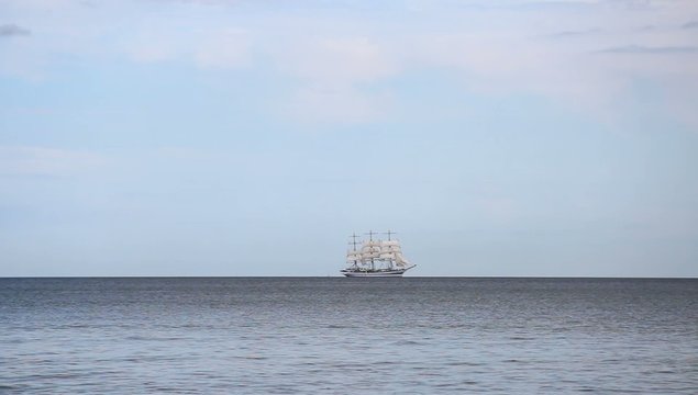 Boat - Windjammer - Tall Ship - Sailing