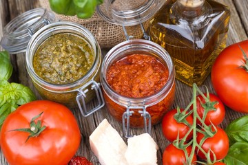 Pesto rosso, Pesto verde