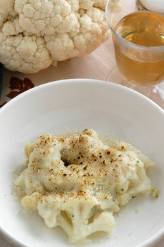 Coliflor gratinada
